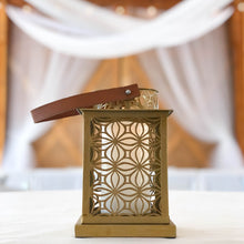 Load image into Gallery viewer, Gold Lantern