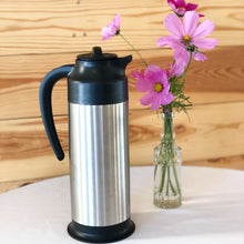 Load image into Gallery viewer, Medium Carafe