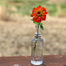 Load image into Gallery viewer, Vintage Glass Bud Vase
