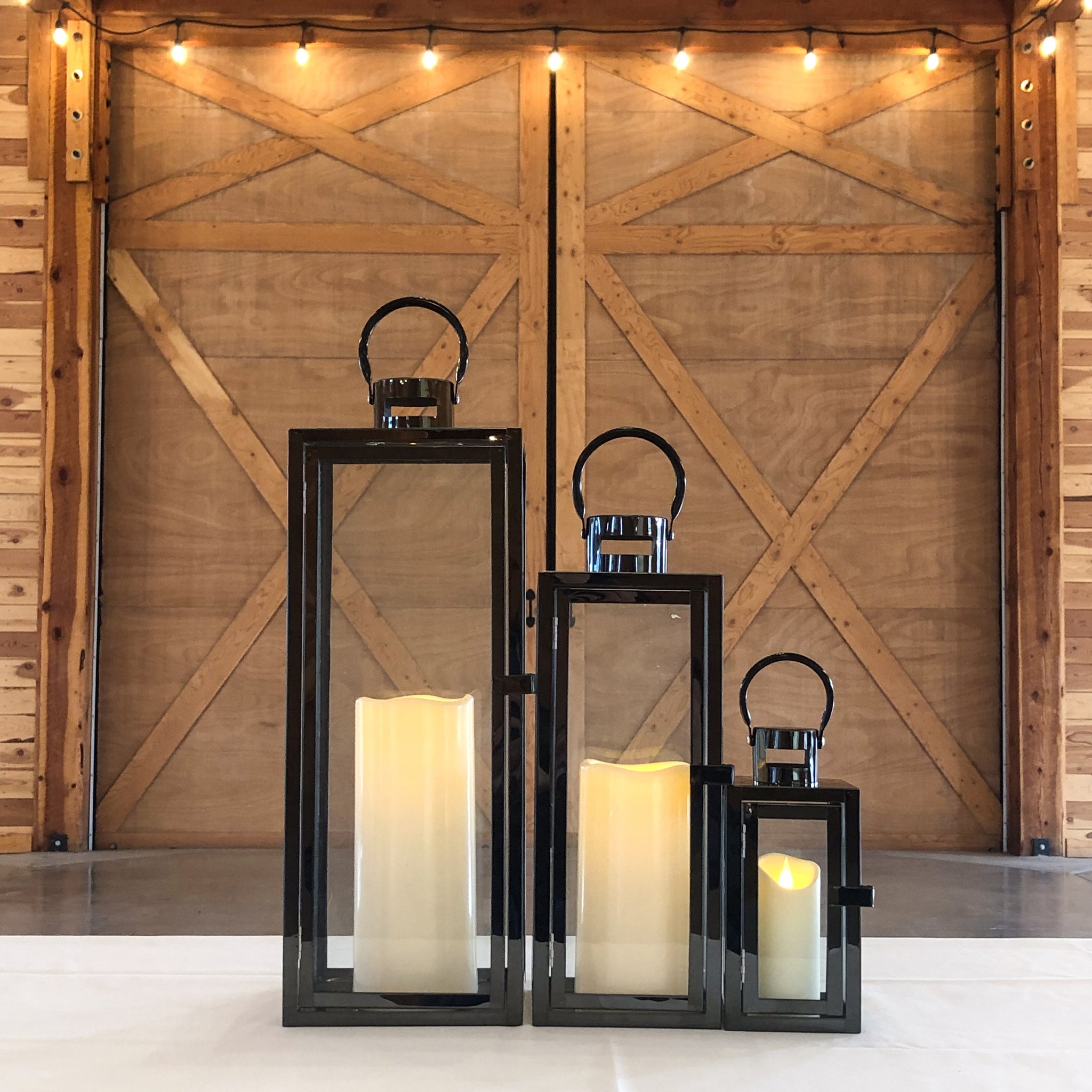 Large Indoor/Outdoor Lantern Set – Rugged Horizon, image size:2048x2048